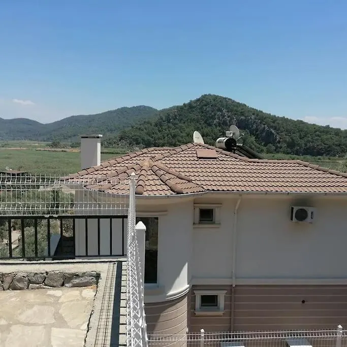 Villa Sarisli 1 Sarigerme 0*,  Turquie